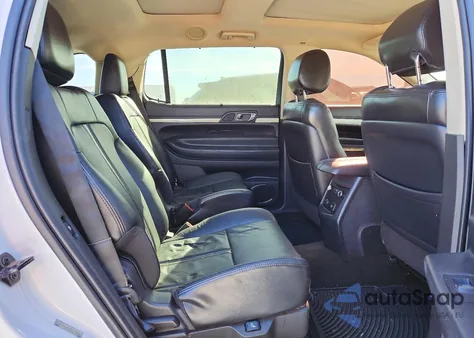 2013 Lincoln Mkt z USA, uszkodzony, nr VIN 2LMHJ5AT5DBL50816